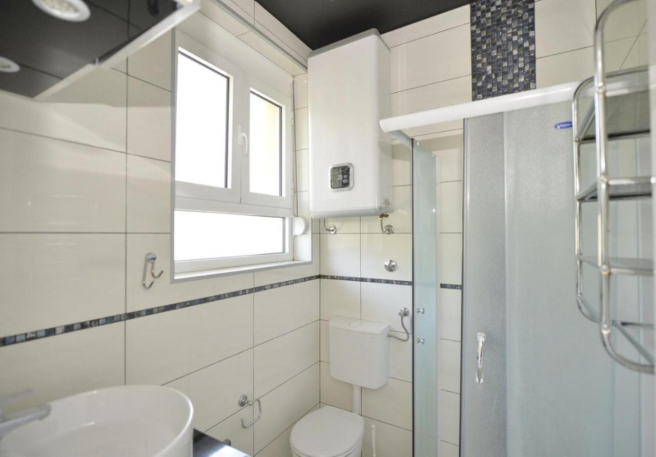 Central Apartment Njegoseva 214 Котор Екстериор снимка
